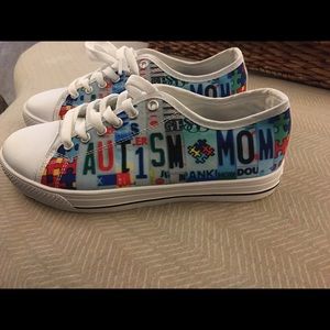 Converse like...new without tags